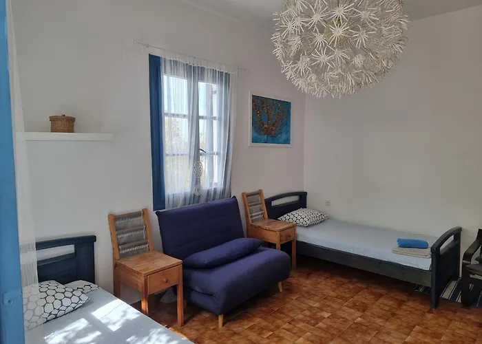 7 Olives Apartments
