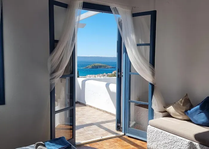 7 Olives Apartments