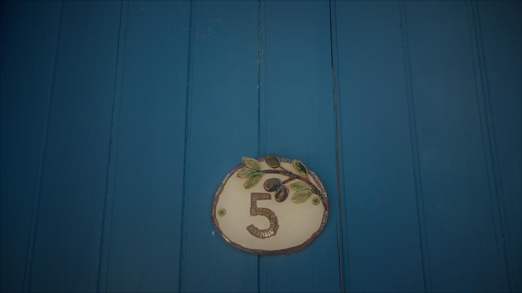 Apartment 7 Olives